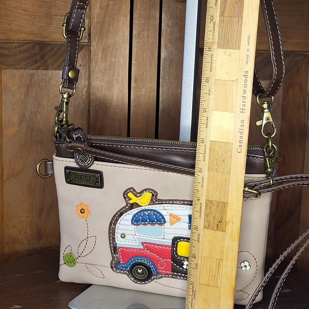 Chala Crossbody Bag with Camper Design - Picture 8 of 15